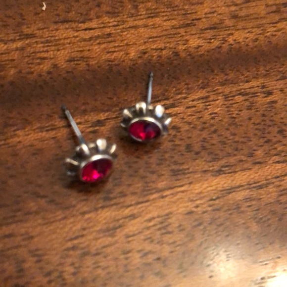 NWT Brighton Mini Post pierced stud earrings - Picture 8 of 8